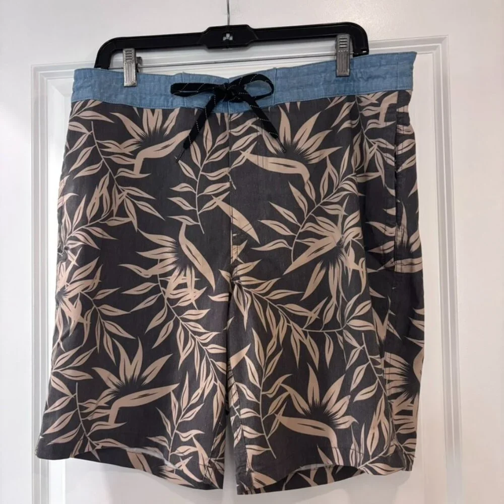 Target Goodfellow & Co Brown and Tan Board Shorts Tropical Leaf Print - Picture 3 of 9